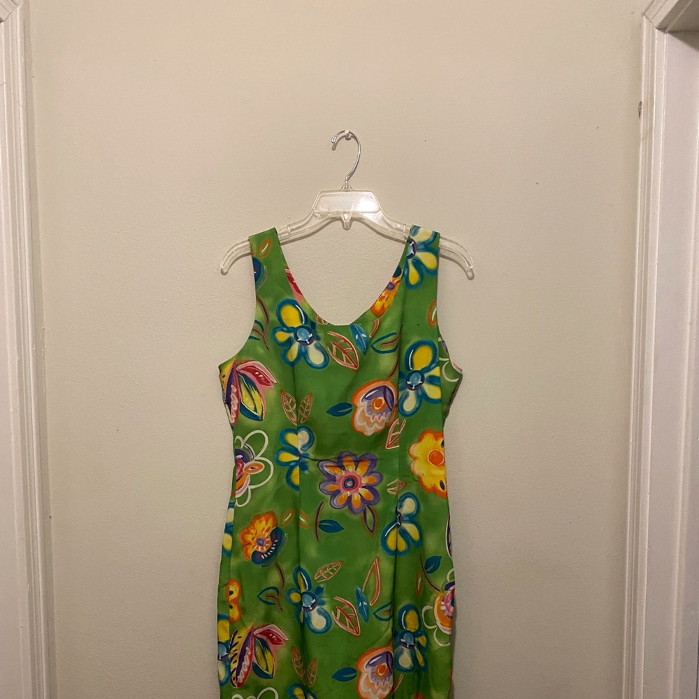 Sundress – formfitting zips up the back mini dress very comfortable.